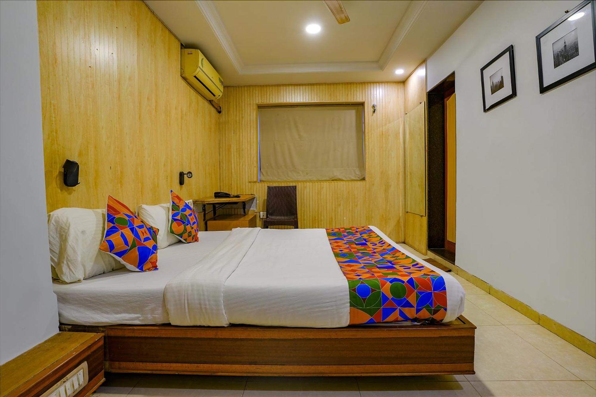 Fabexpress Manas Residency Hotell Mumbai Exteriör bild