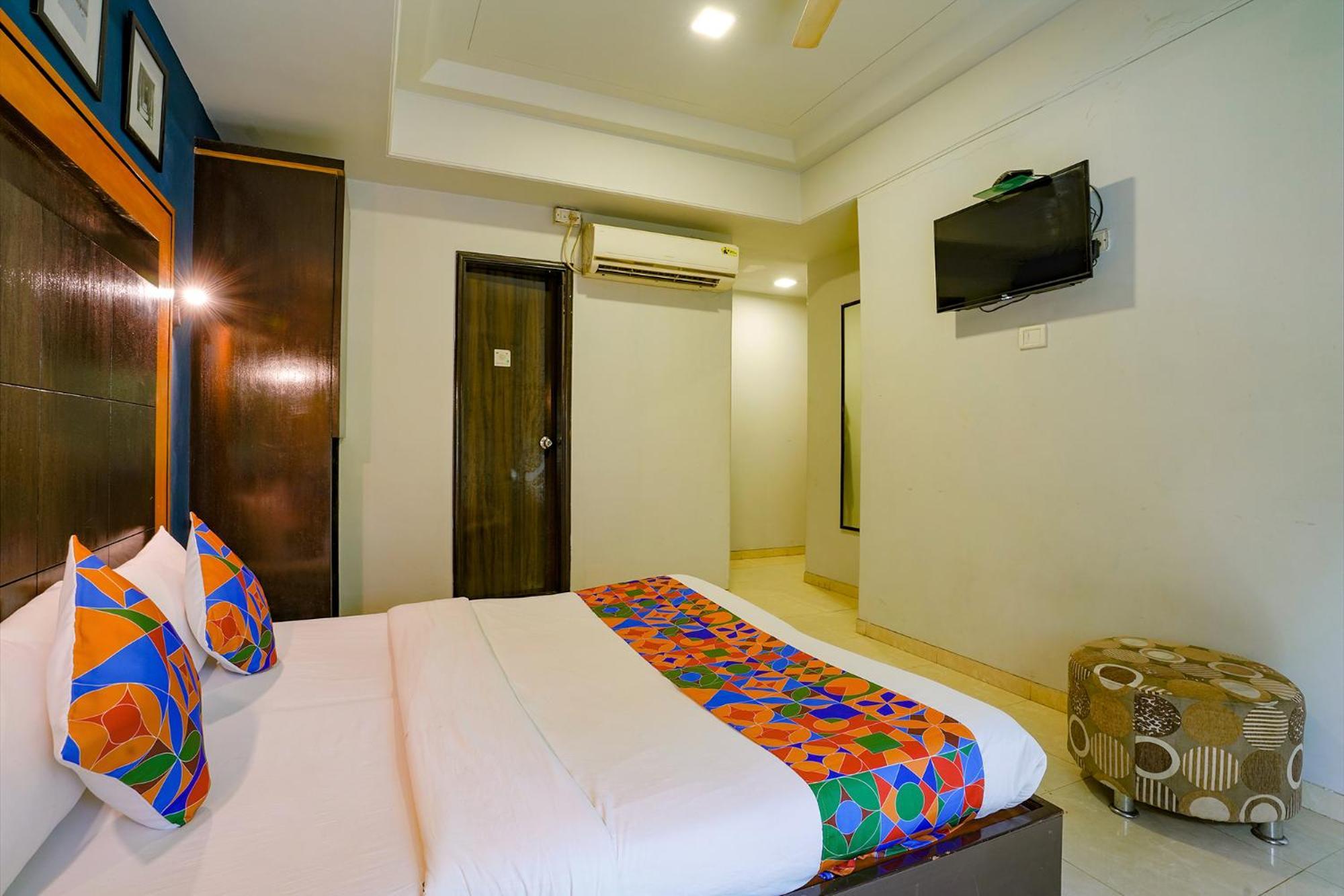 Fabexpress Manas Residency Hotell Mumbai Exteriör bild