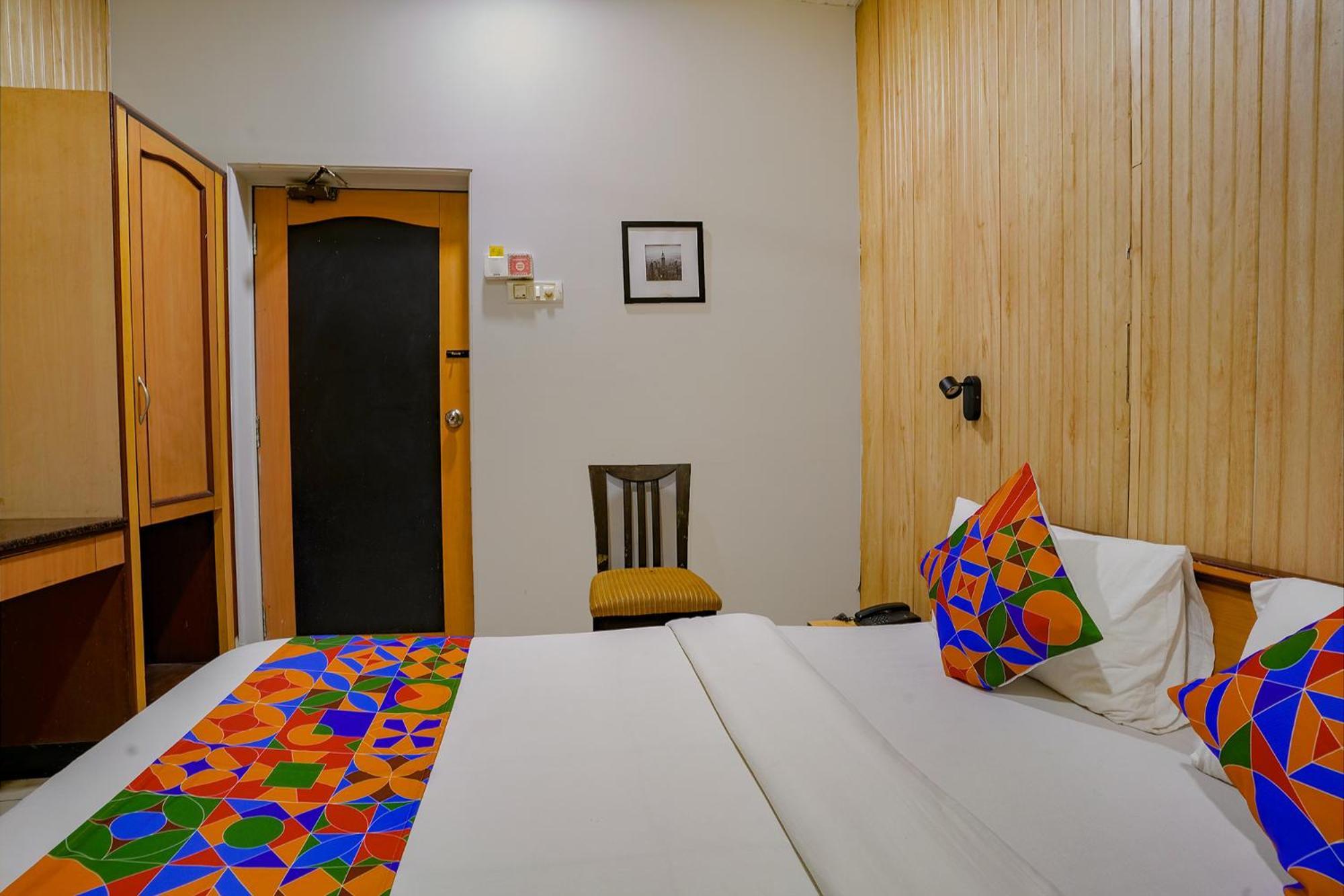 Fabexpress Manas Residency Hotell Mumbai Exteriör bild